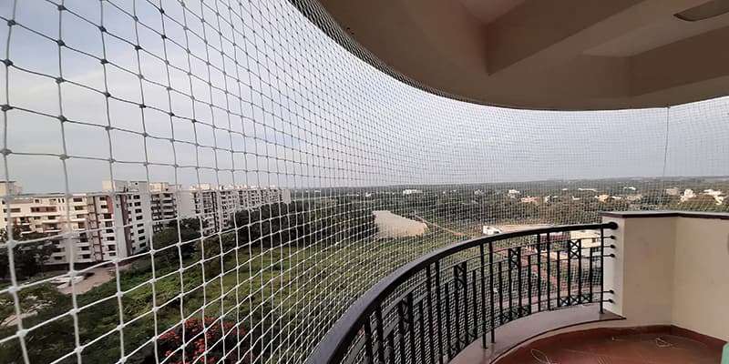 Balcony-safety-net-