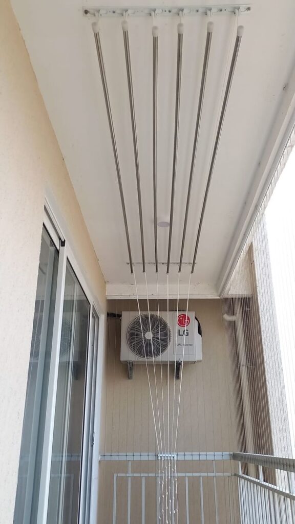 CELLING CLOTH HANGERS